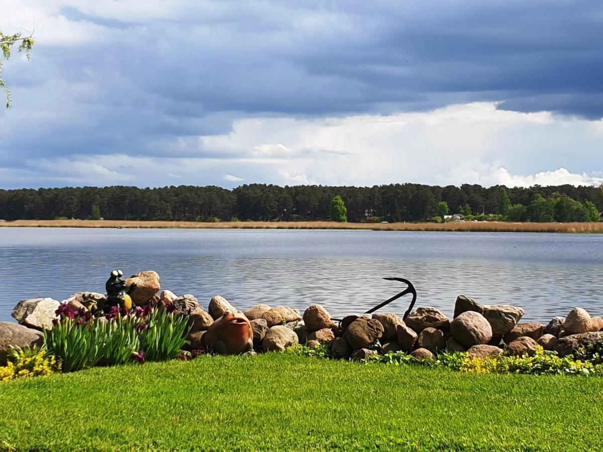 Guest House And Camping Jūrkalne Eksteriør bilde