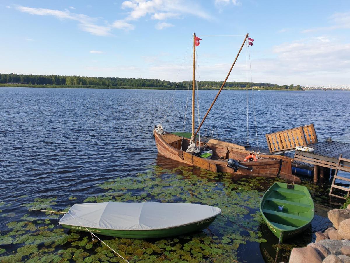 Guest House And Camping Jūrkalne Eksteriør bilde