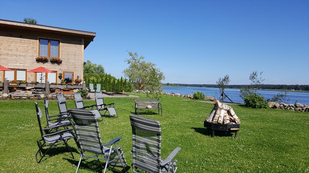 Guest House And Camping Jūrkalne Eksteriør bilde