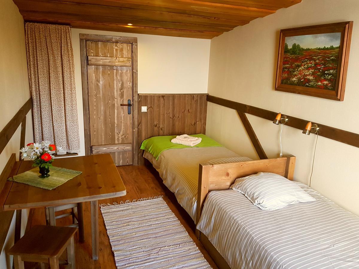 Guest House And Camping Jūrkalne Eksteriør bilde